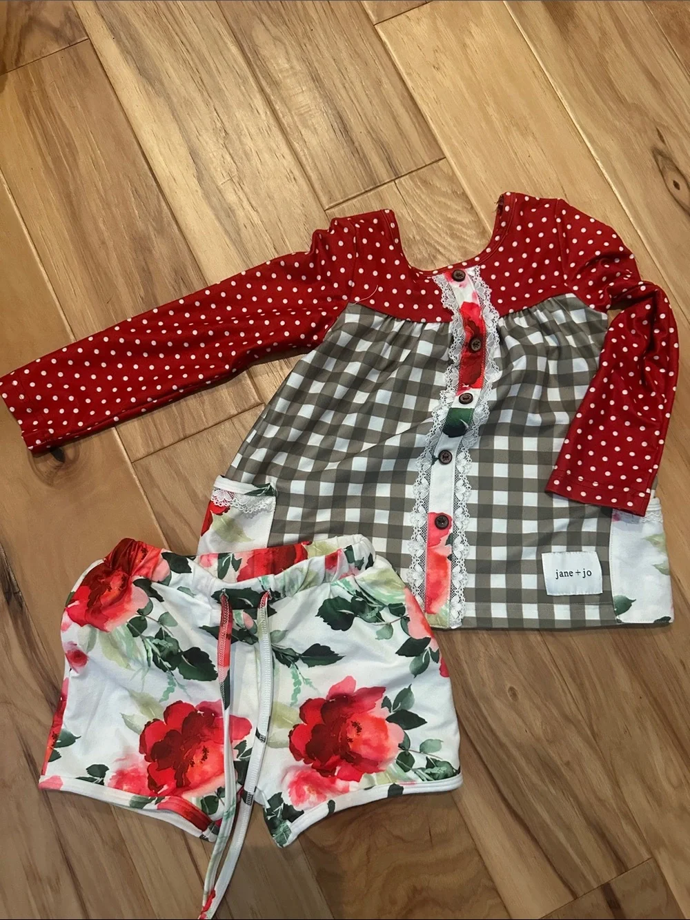 jane + jo Red Polka Dot & Gingham Top with Floral Shorts